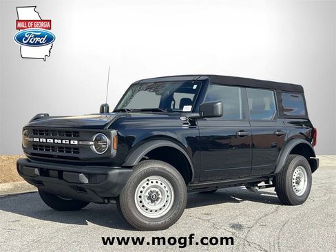 New 2025 Ford Bronco 4-Door image 1