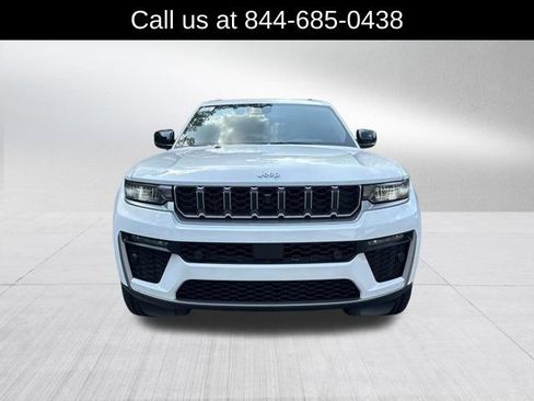 New 2026 Jeep Grand Cherokee L Limited w/ Luxury Tech Group II AWD/4WD image 2