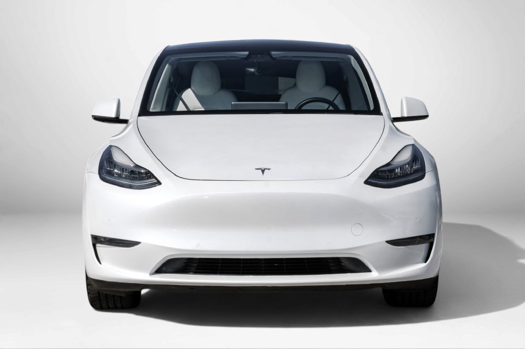 Used 2020 Tesla Model Y Long Range AWD/4WD image 3