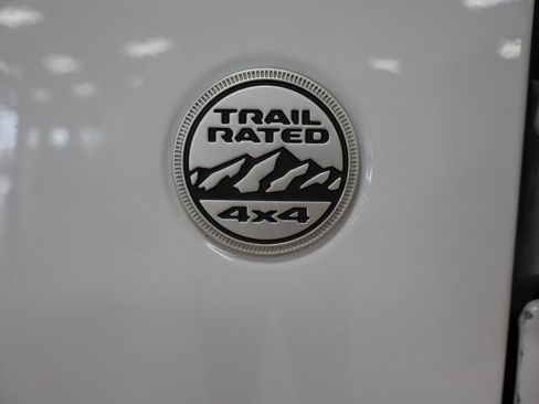 Used 2020 Jeep Gladiator Sport w/ Quick Order Package 24S AWD/4WD image 11