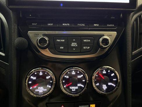 Used 2013 Hyundai Genesis 3.8 image 29