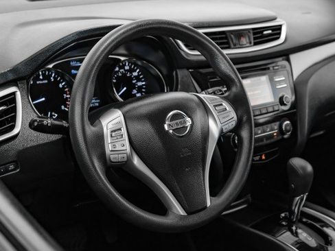 Used 2016 Nissan Rogue S AWD/4WD image 13