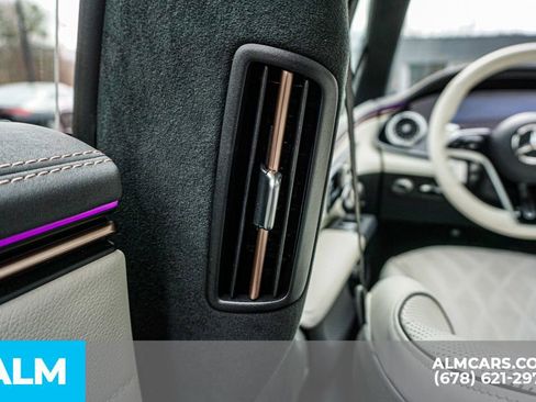 Used 2024 Mercedes-Benz EQS 580 4MATIC Sedan image 31