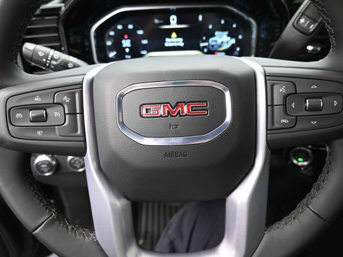 New 2026 GMC Sierra 2500 SLE image 5