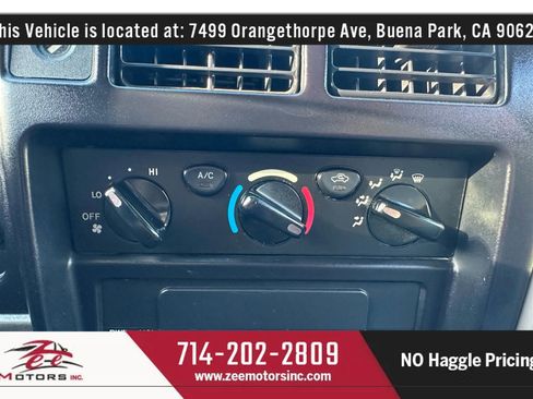 Used 2004 Toyota Tacoma 2WD Regular Cab image 29