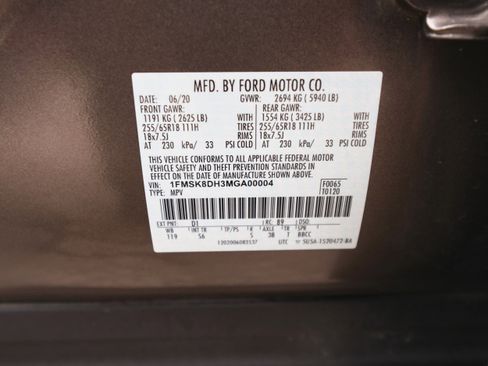 Used 2021 Ford Explorer XLT w/ Equipment Group 202A image 35