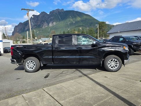 New 2026 Chevrolet Silverado 1500 LT w/ Protection Package AWD/4WD image 4