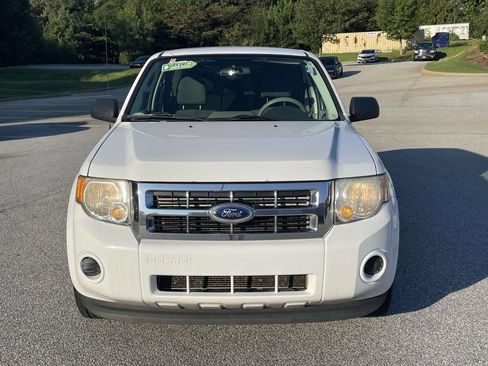 Used 2012 Ford Escape XLS AWD/4WD image 2