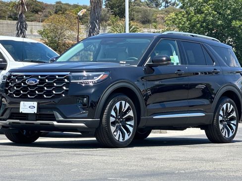 New 2026 Ford Explorer Platinum w/ LUX Leather Package AWD/4WD image 7