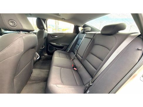 Used 2024 Chevrolet Malibu LT image 17