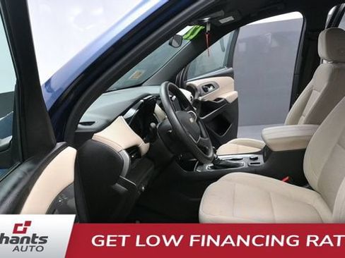 Used 2022 Chevrolet Traverse LS AWD/4WD image 30