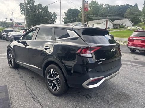 Used 2023 Kia Sportage EX AWD/4WD image 3
