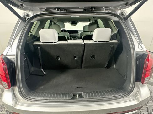 Used 2024 Hyundai Palisade SEL FWD image 31