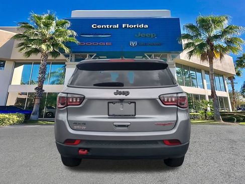 Used 2020 Jeep Compass Trailhawk AWD/4WD image 6