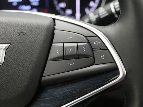 Used 2025 Cadillac XT5 Premium Luxury image 21