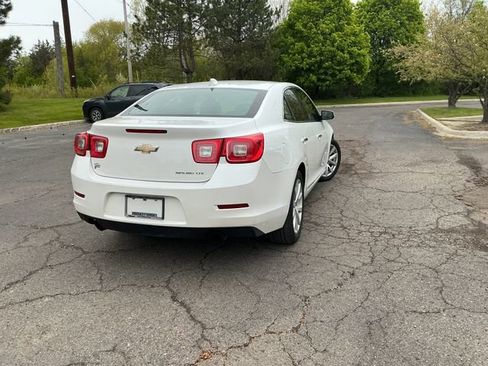 Used 2016 Chevrolet Malibu LTZ FWD image 9