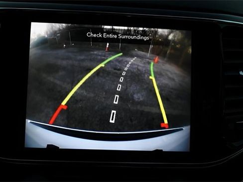 Used 2022 Jeep Grand Cherokee Limited image 25