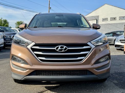 Used 2017 Hyundai Tucson SE Plus w/ Cargo Package AWD/4WD image 2