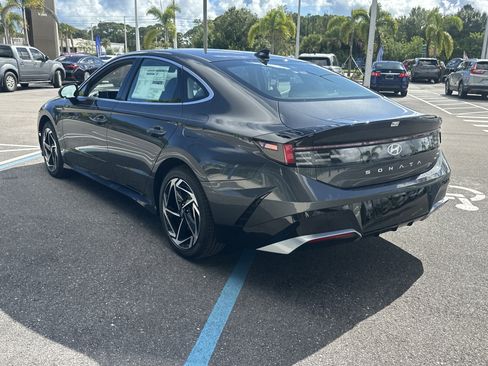 New 2026 Hyundai Sonata SEL FWD image 8
