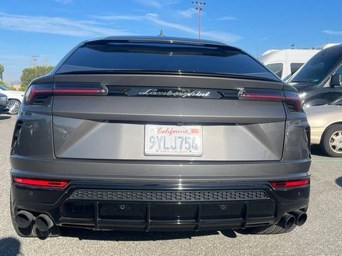 Used 2021 Lamborghini Urus AWD/4WD image 4