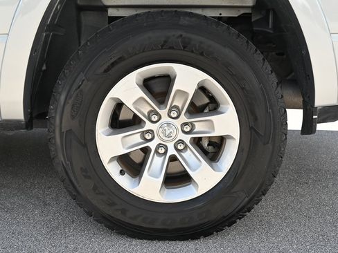 Used 2019 RAM 1500 Laramie image 8