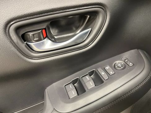 New 2027 Honda HR-V LX image 12