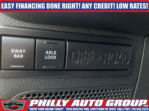 Used 2015 Jeep Wrangler Unlimited Rubicon w/ Max Tow Package AWD/4WD image 21
