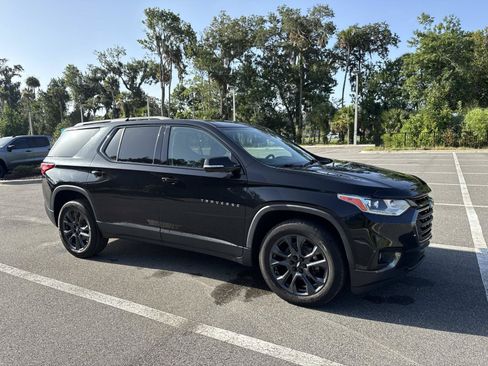 Used 2020 Chevrolet Traverse RS FWD image 1