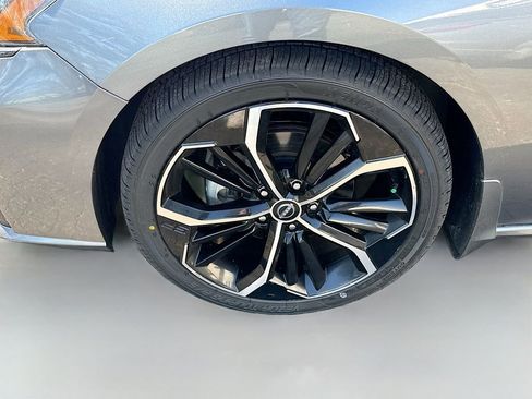 Used 2023 Nissan Altima 2.5 SR image 26