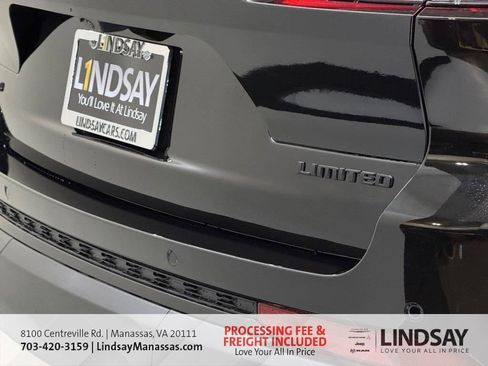 New 2025 Jeep Grand Cherokee L Limited w/ Luxury Tech Group II AWD/4WD image 5