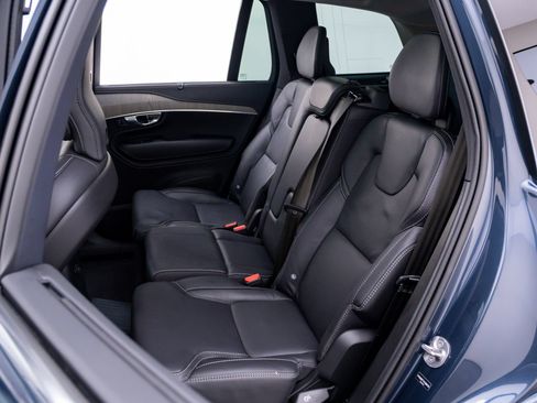 Used 2025 Volvo XC90 T8 Ultra w/ Protection Package Premier AWD/4WD image 16