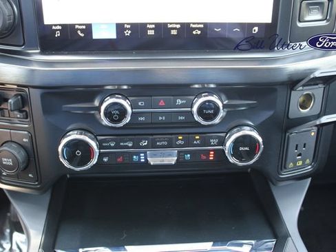 New 2026 Ford F250 Lariat w/ Black Appearance Package AWD/4WD image 15
