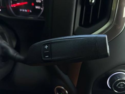 Used 2024 Chevrolet Silverado 1500 Custom Trail Boss AWD/4WD image 28