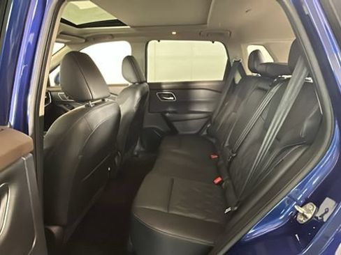 Used 2023 Nissan Rogue Platinum w/ Platinum Premium Package AWD/4WD image 26