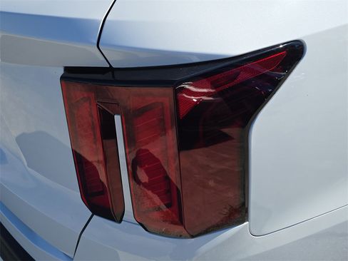 New 2026 Kia Sorento S image 11