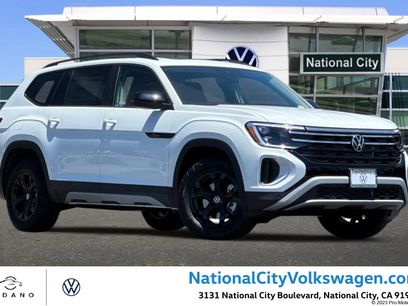 New 2025 Volkswagen Atlas Peak Edition SE