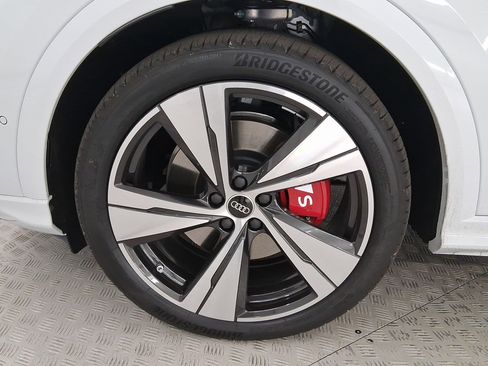New 2025 Audi SQ5 Premium Plus image 11