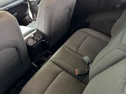 Used 2021 Jeep Wrangler Sport image 4