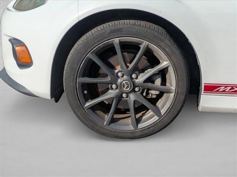 Used 2013 MAZDA MX-5 Miata Club image 13
