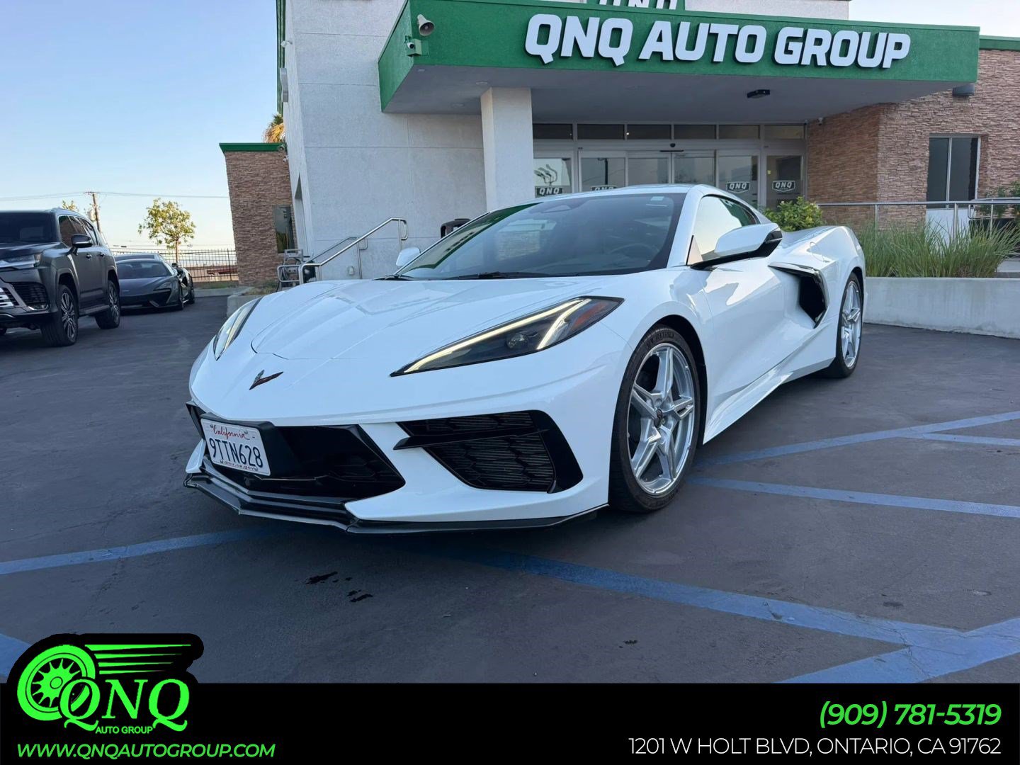 Used 2025 Chevrolet Corvette Stingray Coupe w/ 1LT RWD image 1