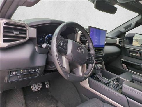 Used 2025 Toyota Tundra Limited w/ TRD Off-Road Package AWD/4WD image 10