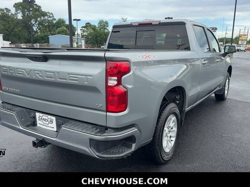 Used 2023 Chevrolet Silverado 1500 LT w/ Convenience Package II AWD/4WD image 7