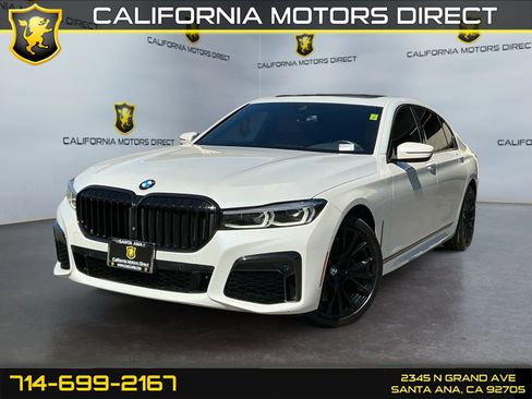 Used 2022 BMW 740i w/ M Sport Package image 1