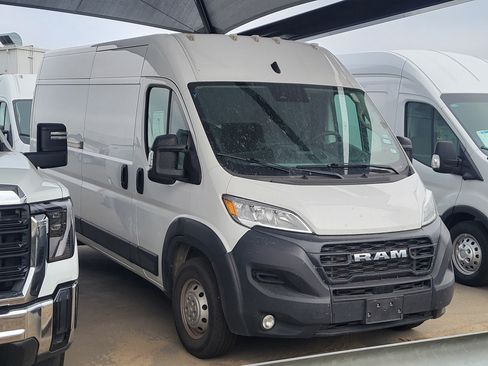 Used 2025 RAM ProMaster 2500 w/ Convenience Group FWD image 1
