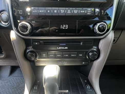 Used 2022 Lexus GX 460 Premium image 28