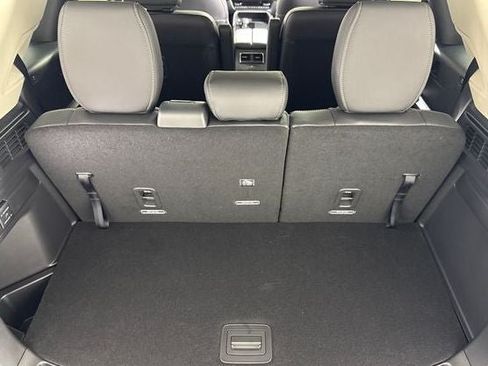 New 2026 MAZDA CX-90 Plug-In Hybrid w/Premium Sport AWD/4WD image 18