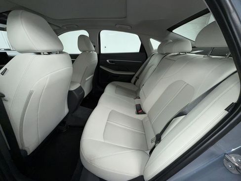 Used 2024 Hyundai Sonata SEL w/ Convenience Package image 12