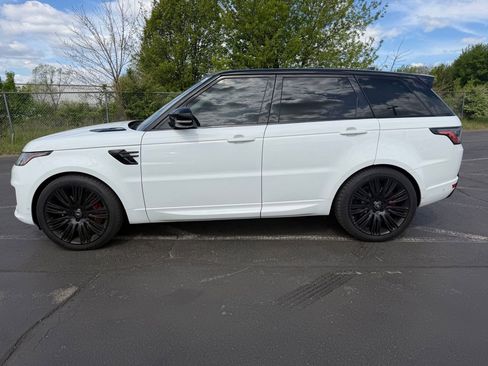 Used 2019 Land Rover Range Rover Sport Supercharged AWD/4WD image 9