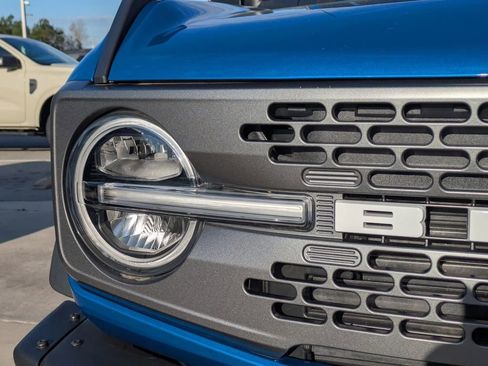 New 2025 Ford Bronco Badlands image 9