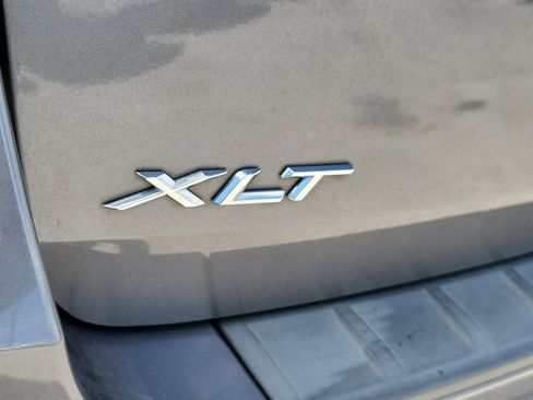 Used 2022 Ford Explorer XLT RWD image 10